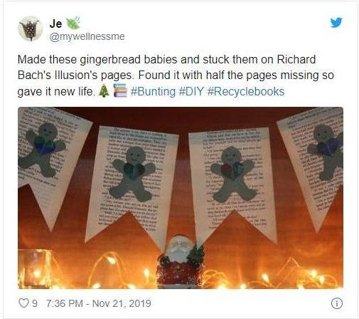 Christmas bunting banners on Twitter